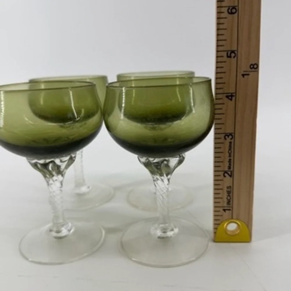 Vintage Olive Green Glass Goblets Twisted Clear Stem Set of 4 MCM Barware‎ 4.5in